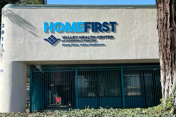 image of front of HomeFirst Valley Health Center building