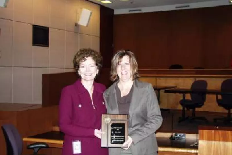 Mary Dimeo receiving the Legal Support Award of Excellence