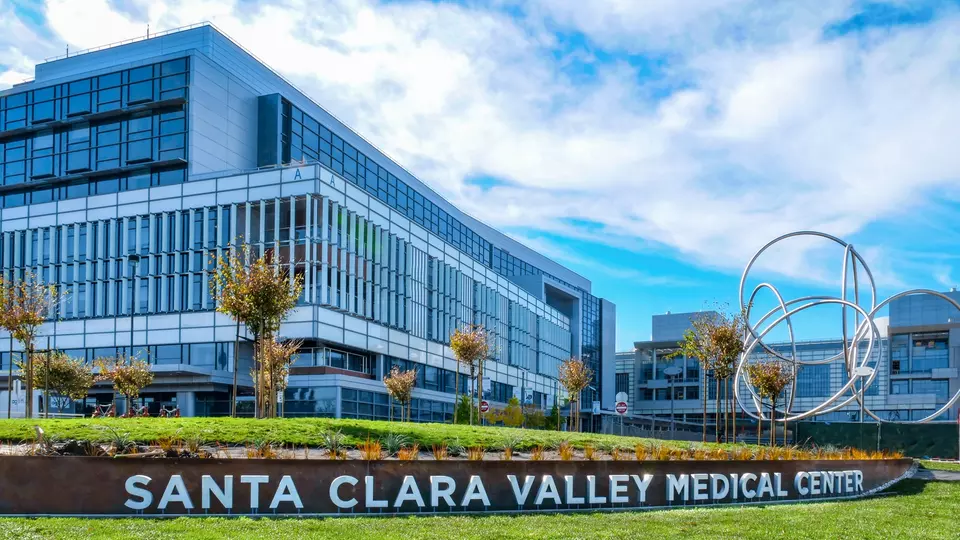 image of exterior of Santa Clara Valley Medical Center